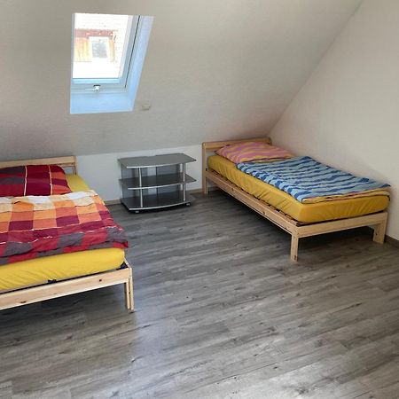 Haus Dambacher - Arbeiter-Monteurzimmer 뉘르팅엔 외부 사진